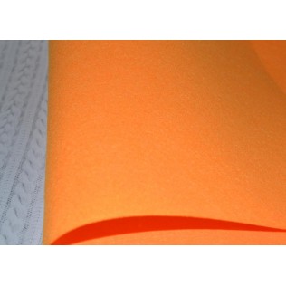 Фетр жесткий 20х30 см, толщина 1 мм, цвет - оранжевый